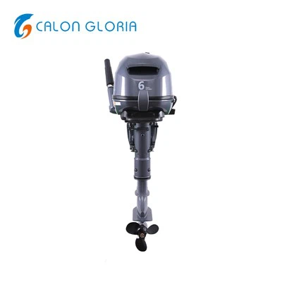 Piccoli motori per barche a 4 tempi